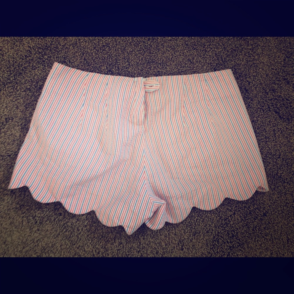 Lilly Pulitzer Scallop Buttercup Seersucker Shorts
